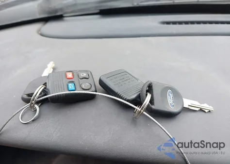 2002 Ford Explorer Xlt из США, поврежденный, VIN 1FMZU73W12UD10198